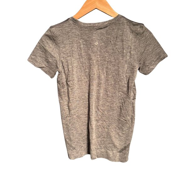 Lululemon Swiftly Tech Short-Sleeve Shirt - Gray - Size 4 - Picture 3 of 4